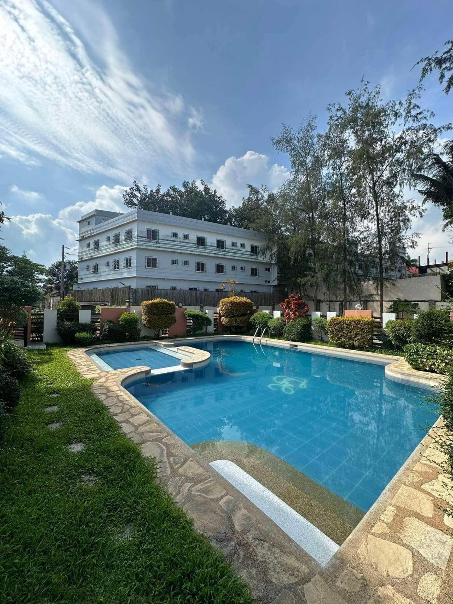Tagaytay Hampton Villa Tagaytay City Esterno foto