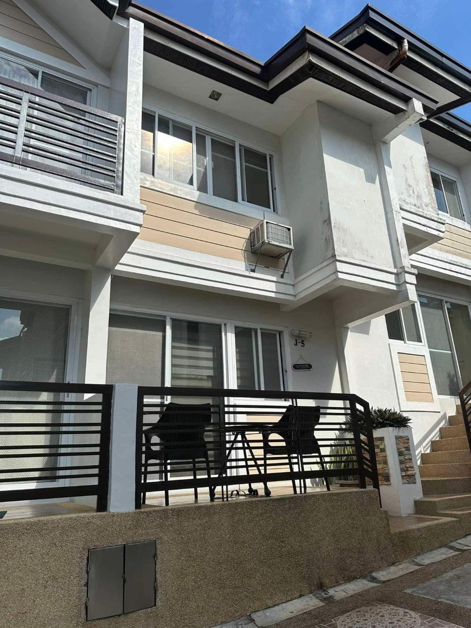 Tagaytay Hampton Villa Tagaytay City Esterno foto